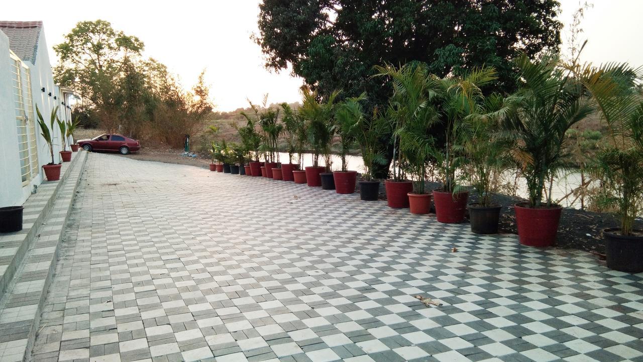 Samudra Resort Nashik Exteriör bild